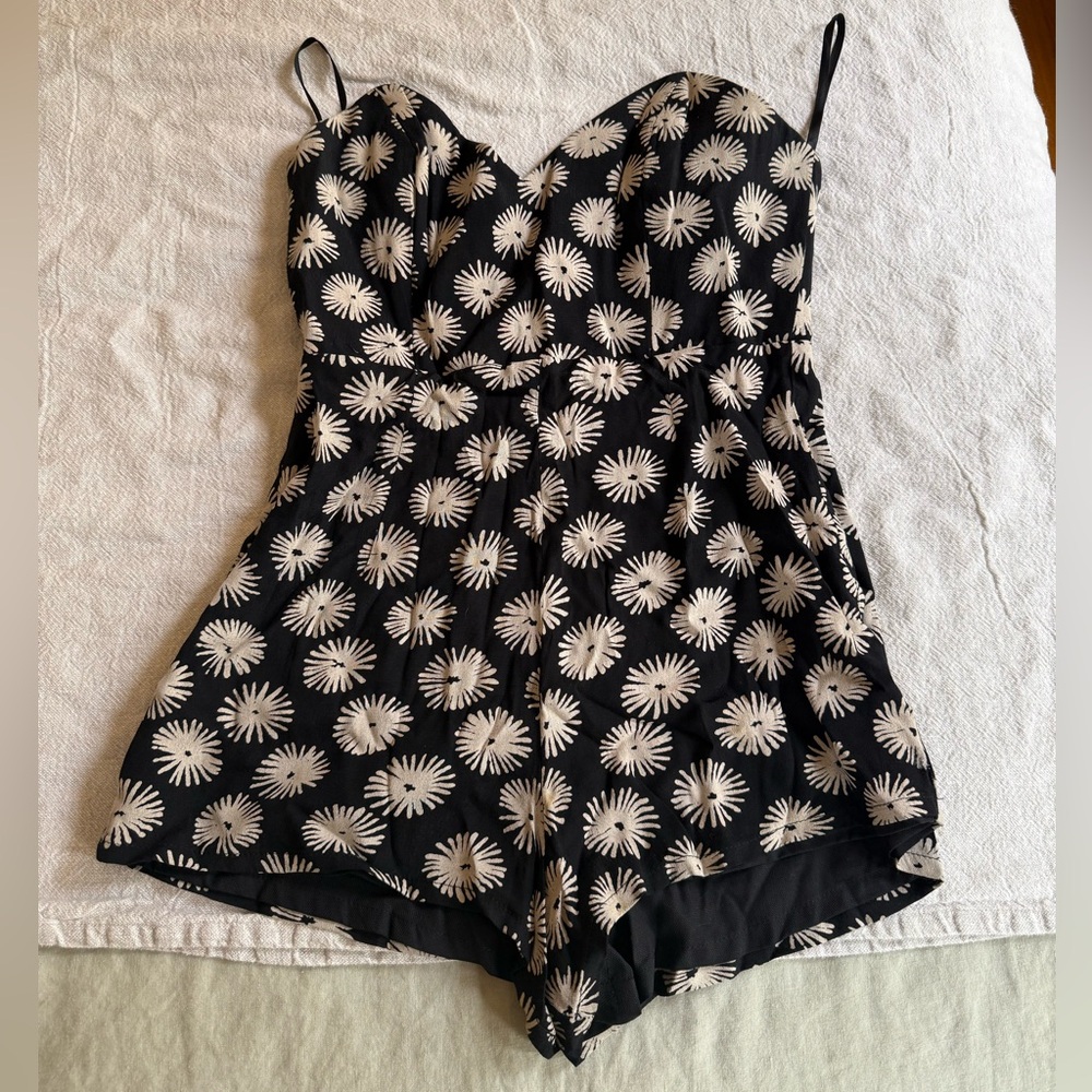 Vintage Stone Cold Fox Floral Black and White Women's Romper